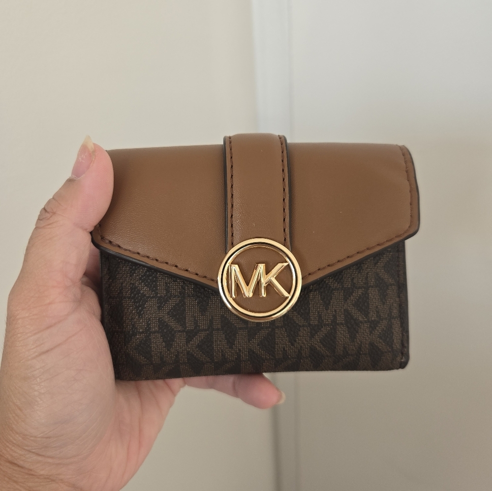 Michael Kors Bifold Wallet